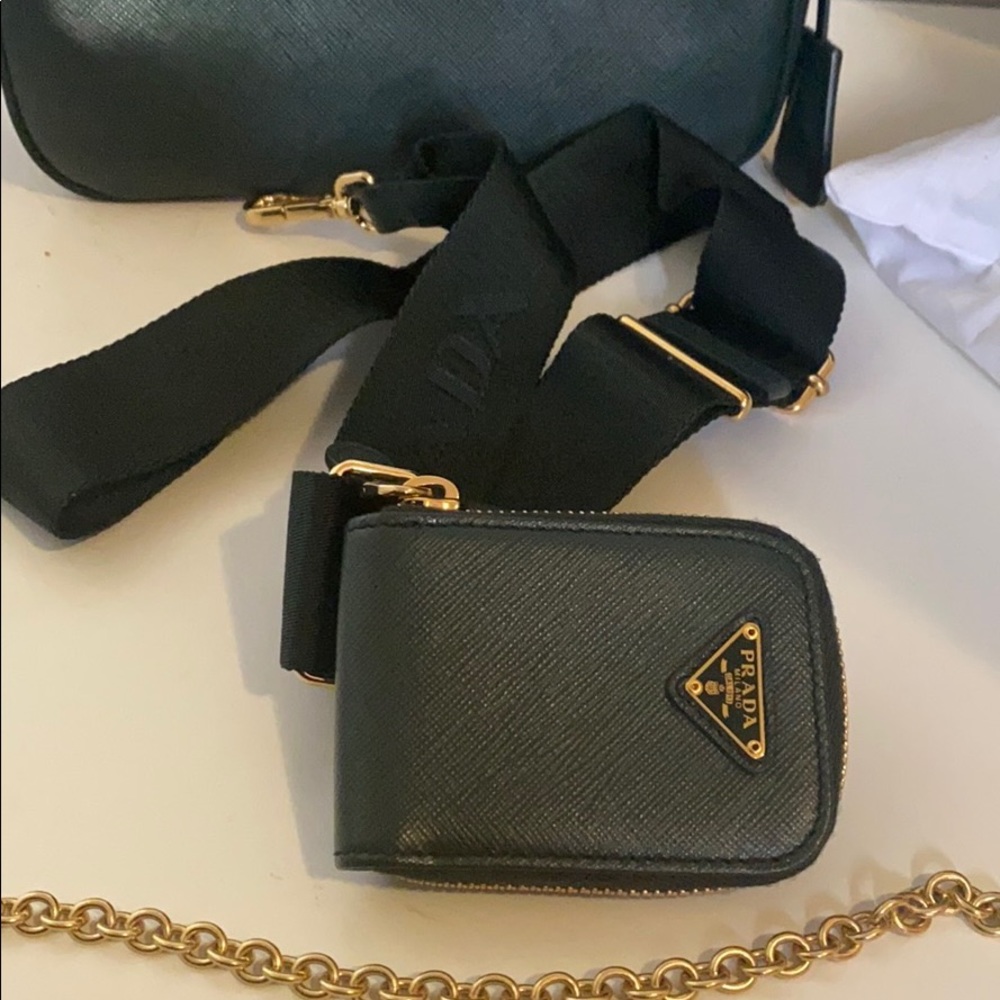 Prada Re-Edition 2005 Saffiano leather bag - Picture 11 of 12